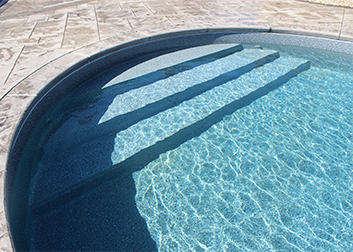 Nexus Pool Stair - Full End Radius Interior Pool Step