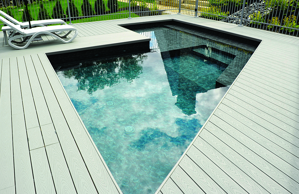 Custom featuring a tiered Steel Tanning Ledge, Stair, and Bench