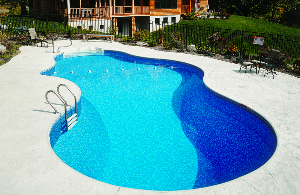 Mountain Lake Standard View featuring an 8’ center Thermoplastic Step-N-Spa