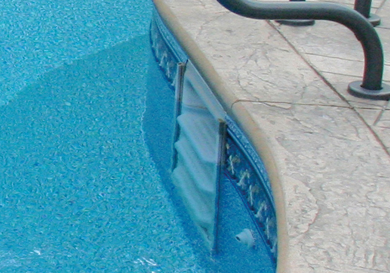 Saratoga In-Wall Ladder