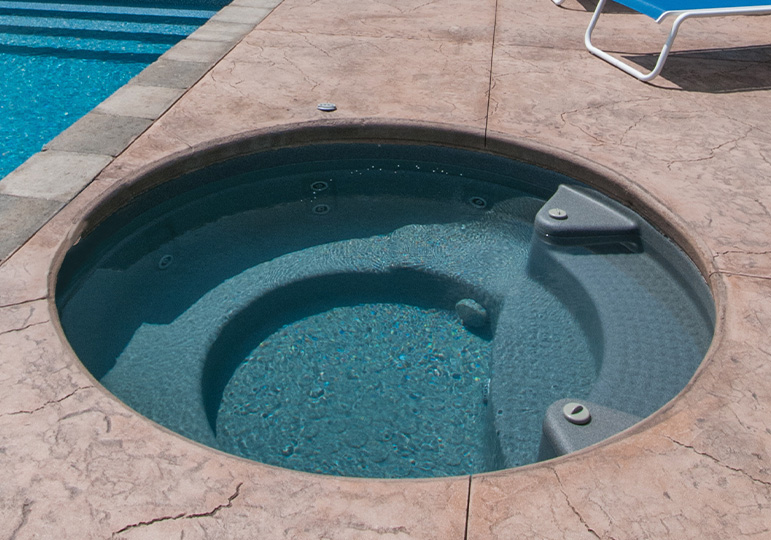 Saratoga Whitewave Poolside Spa